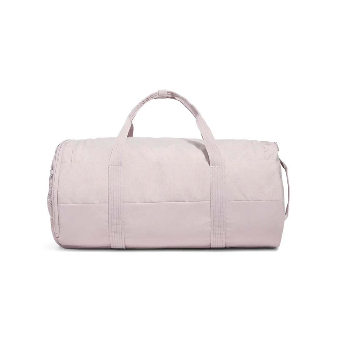 UA Unisex Triumph Barrel Duffle Bag (Gray Dawn / White / Gray Dawn)