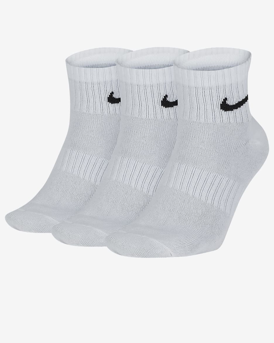 Nike Everyday Lightweight
Training Ankle Socks (3 Pairs)
SX7677-100