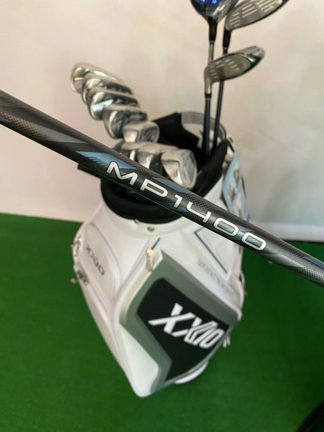XXIO MP1400 Men’s Golf Completes Set