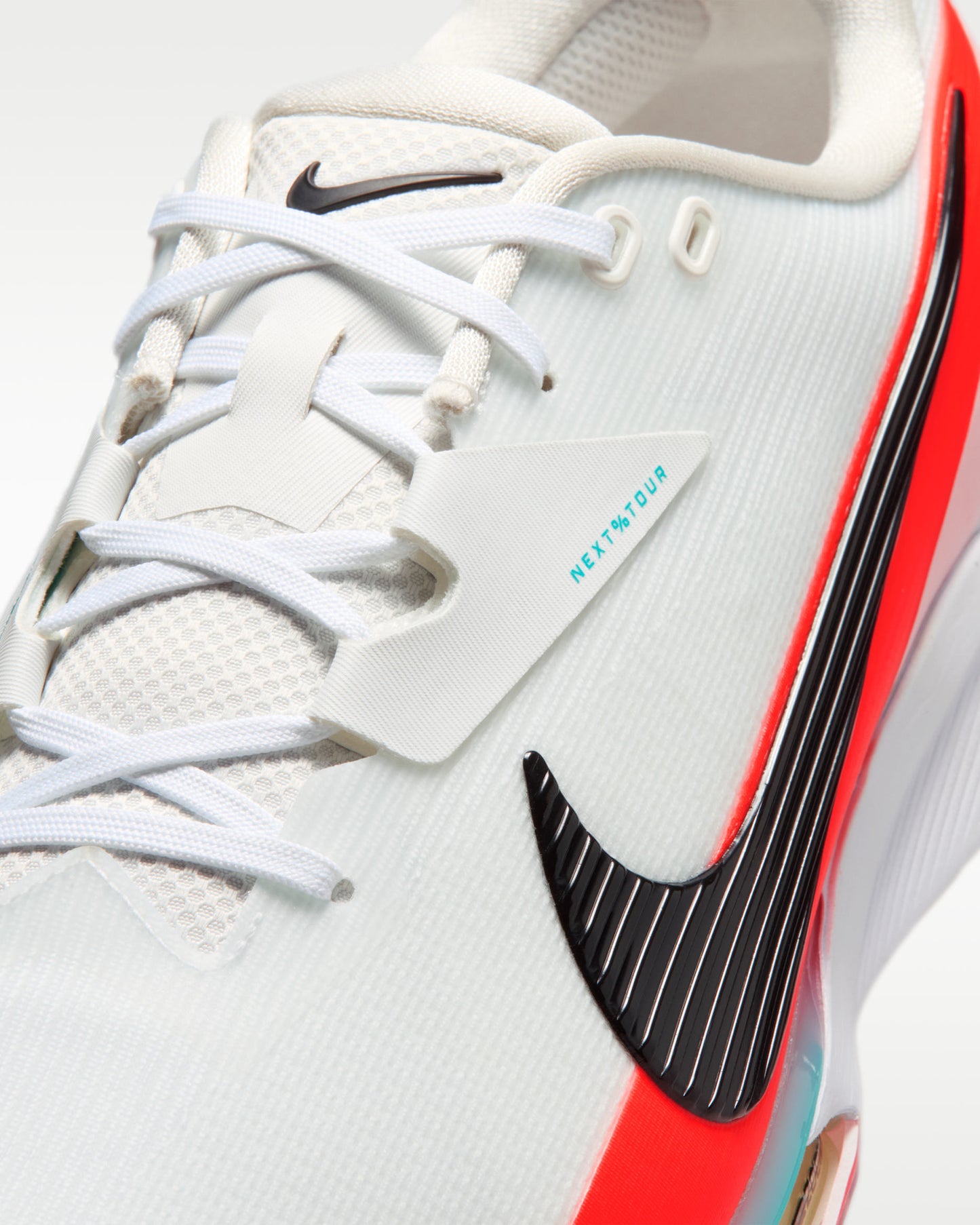 Nike NEXT% TOUR 3 | HV4699-100