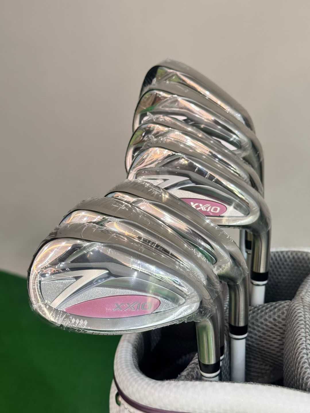 XXIO MP1400 Lady Completes Set